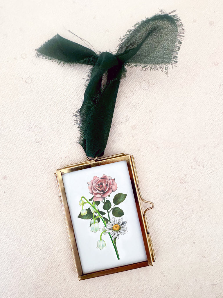 Birth Flower Bouquet Ornament